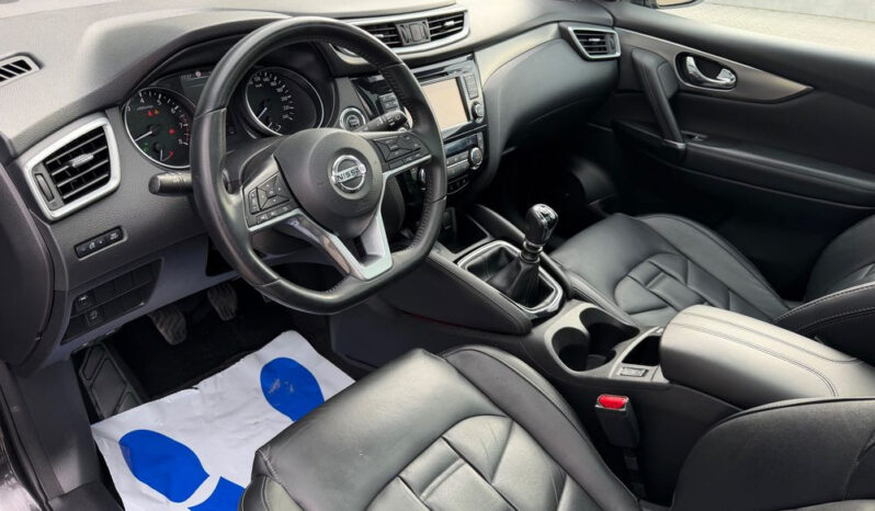 Nissan Qashqai | FWD (przód) | Manualna | 163 KM | Czarny full