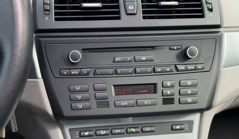 BMW X3 | 4×4 (stały) | Manualna | 177 KM | Szary full