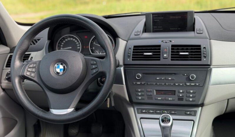 BMW X3 | 4×4 (stały) | Manualna | 177 KM | Szary full