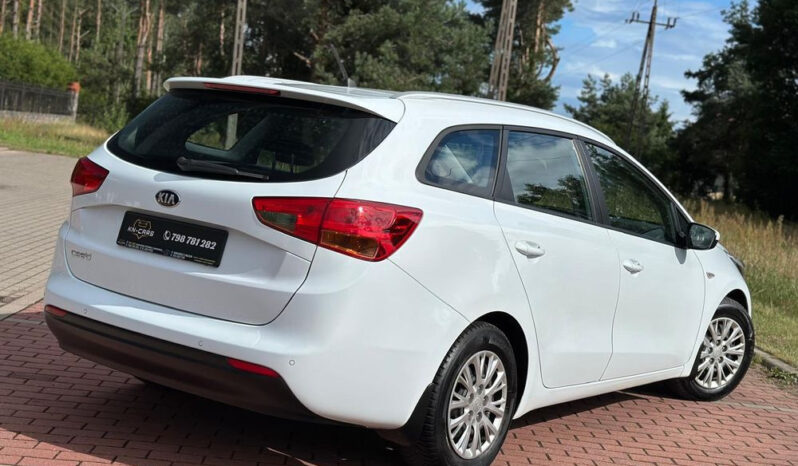Kia Ceed | FWD (przód) | Manualna | 135 KM | Biały full