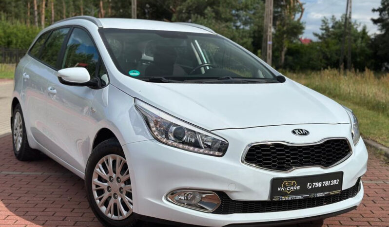 Kia Ceed | FWD (przód) | Manualna | 135 KM | Biały full