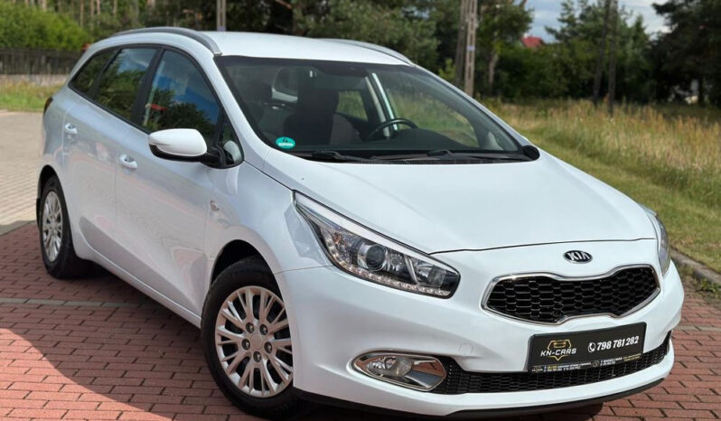 Kia Ceed | FWD (przód) | Manualna | 135 KM | Biały full
