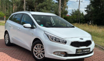 Kia Ceed | FWD (przód) | Manualna | 135 KM | Biały full