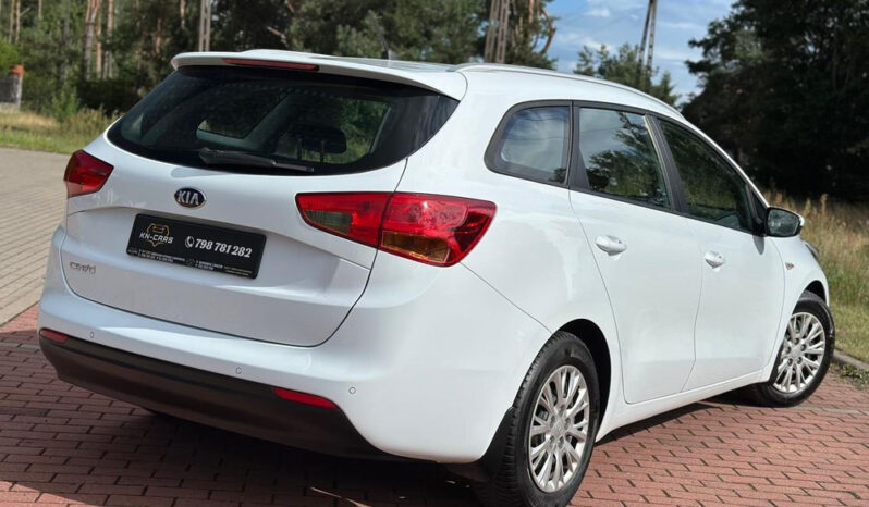 Kia Ceed | FWD (przód) | Manualna | 135 KM | Biały full