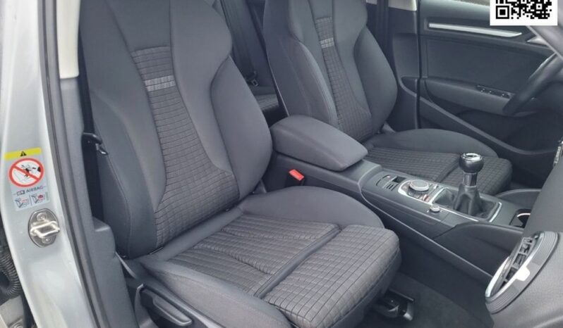 Audi A3 Sportback | FWD (przód) | Manualna | 122 KM | Srebrny full