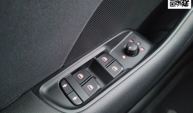 Audi A3 Sportback | FWD (przód) | Manualna | 122 KM | Srebrny full