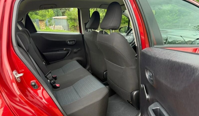 Toyota Yaris | FWD (przód) | Manualna | 99 KM | Bordowy full