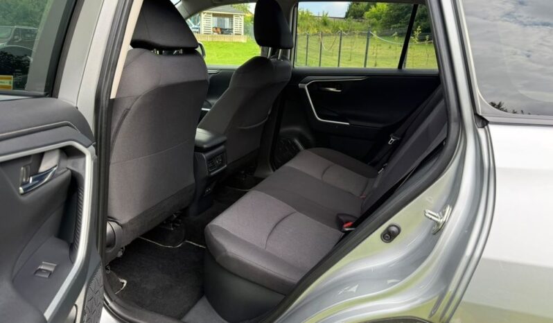 Toyota RAV4 | FWD (przód) | Automatyczna | 218 KM | Szary full