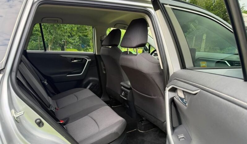 Toyota RAV4 | FWD (przód) | Automatyczna | 218 KM | Szary full