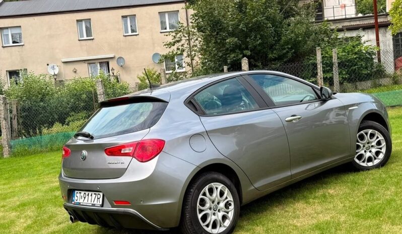 Alfa Romeo Giulietta | FWD (przód) | Manualna | 120 KM | Szary full