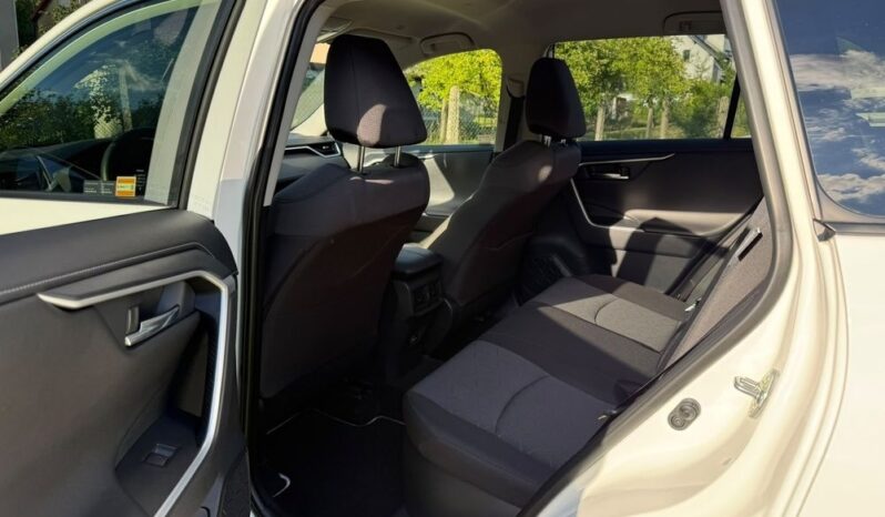Toyota RAV4 | 4×4 (doł. automatycznie) | Automatyczna | 222 KM | Szary full