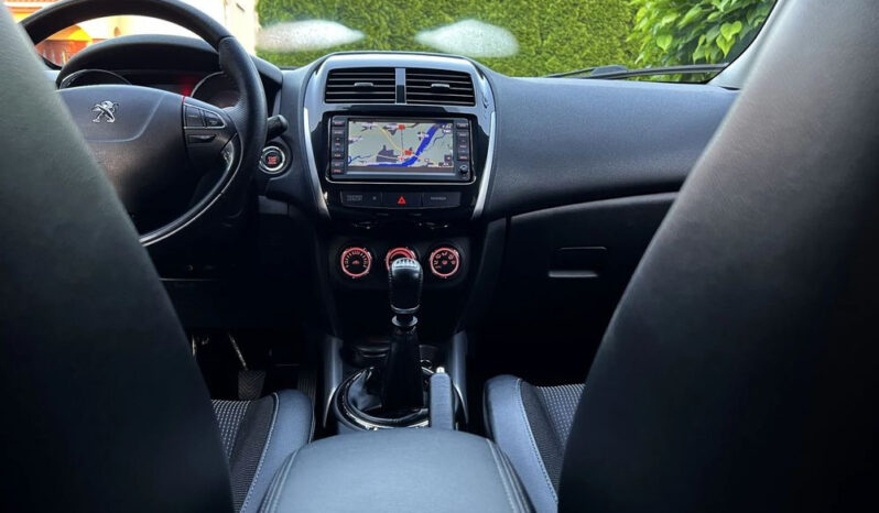 Peugeot 4008 | 4×4 (doł. ręcznie) | Manualna | 115 KM | Szary full