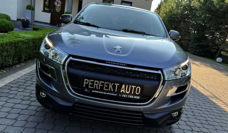 Peugeot 4008 | 4×4 (doł. ręcznie) | Manualna | 115 KM | Szary full
