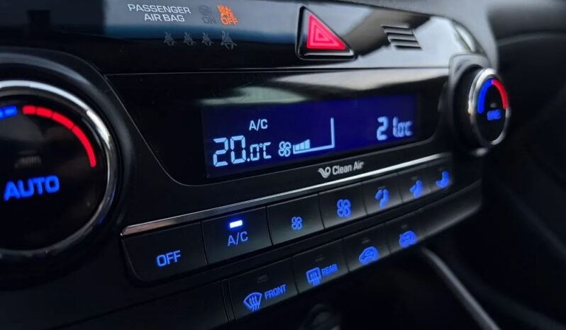 Hyundai Tucson | FWD (przód) | Manualna | 132 KM | Szary full