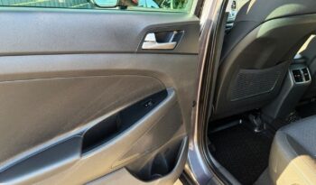 Hyundai Tucson | FWD (przód) | Manualna | 132 KM | Szary full