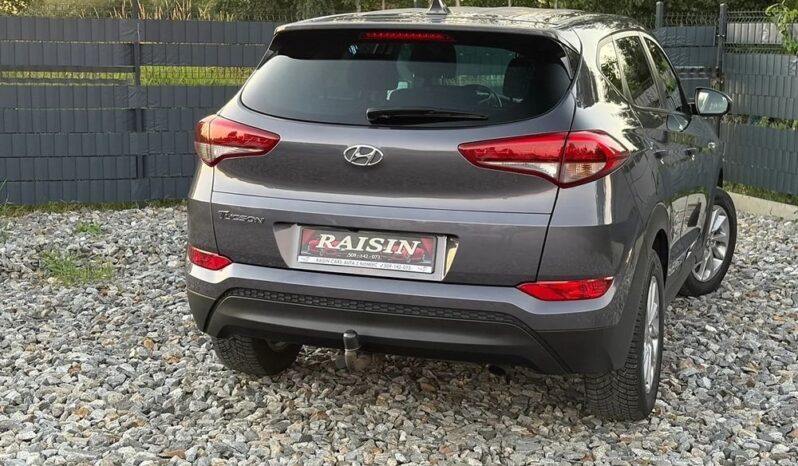 Hyundai Tucson | FWD (przód) | Manualna | 132 KM | Szary full