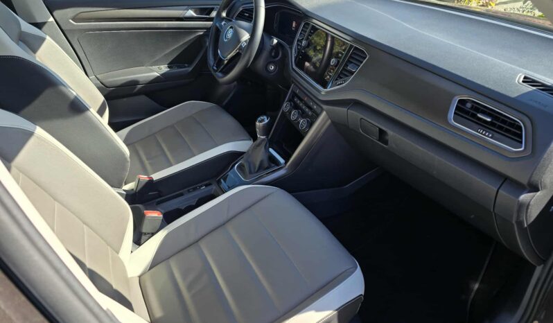 Volkswagen T-Roc | FWD (przód) | Manualna | 150 KM | Brązowy full