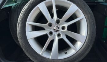 Skoda Octavia | 4×4 (stały) | Automatyczna | 184 KM | Biały full