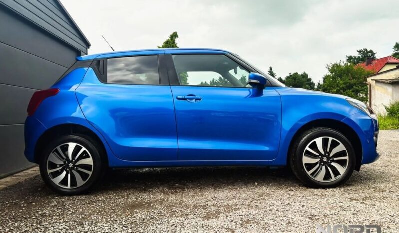 Suzuki Swift | 4×4 (doł. ręcznie) | Manualna | 90 KM | Niebieski full