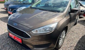 Ford Focus | FWD (przód) | Manualna | 95 KM | Brązowy full