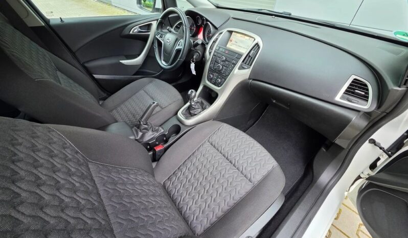 Opel Astra | FWD (przód) | Manualna | 140 KM | Biały full