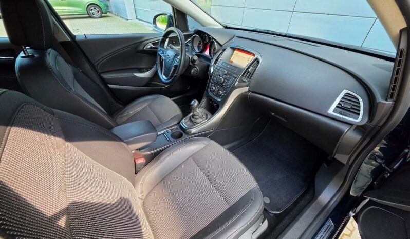 Opel Astra | FWD (przód) | Manualna | 140 KM | Zielony full