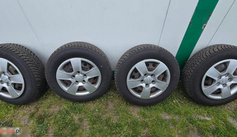Kia Venga | FWD (przód) | Manualna | 90 KM | Szary full