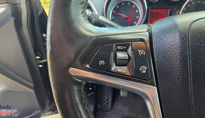 Opel Mokka X | 4×4 (doł. automatycznie) | Manualna | 140 KM | Czarny full