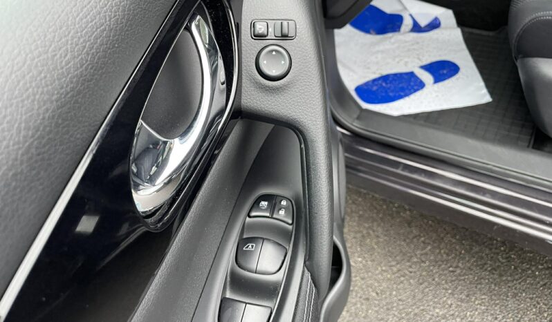 Nissan Qashqai | FWD (przód) | Manualna | 130 KM | Fioletowy full