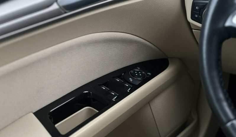Ford Mondeo | FWD (przód) | Manualna | 150 KM | Złoty full