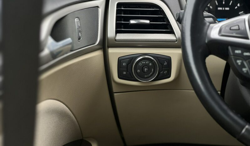 Ford Mondeo | FWD (przód) | Manualna | 150 KM | Złoty full