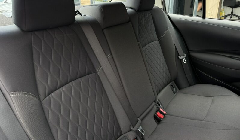 Toyota Corolla | FWD (przód) | Automatyczna | 125 KM | Biały full