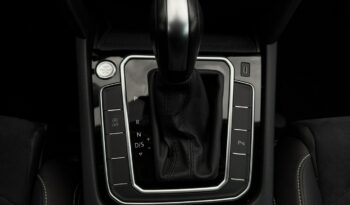 Volkswagen Passat | FWD (przód) | Automatyczna | 150 KM | Czarny full