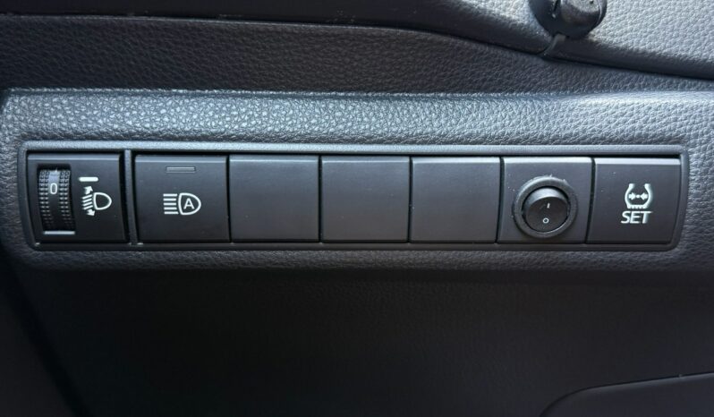 Toyota Corolla | FWD (przód) | Automatyczna | 125 KM | Biały full
