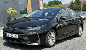 Toyota Corolla | FWD (przód) | Manualna | 125 KM | Czarny full
