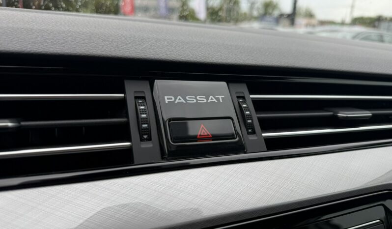 Volkswagen Passat | FWD (przód) | Manualna | 150 KM | Biały full