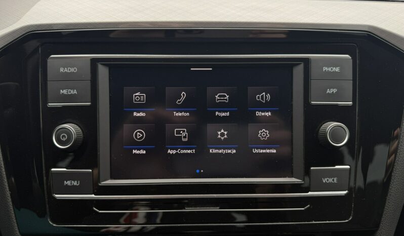 Volkswagen Passat | FWD (przód) | Manualna | 150 KM | Biały full
