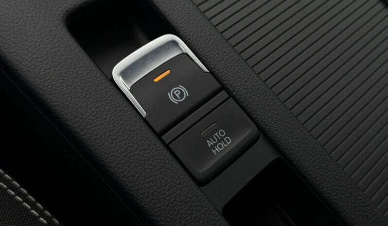 Volkswagen Passat | FWD (przód) | Manualna | 150 KM | Biały full