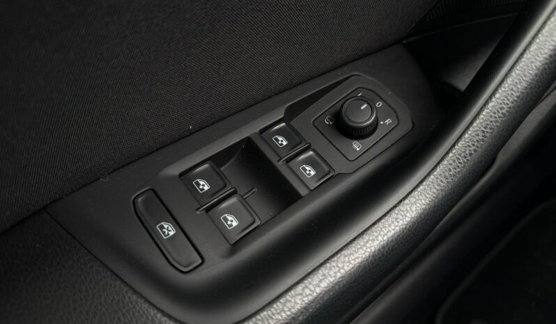 Volkswagen Passat | FWD (przód) | Manualna | 150 KM | Biały full