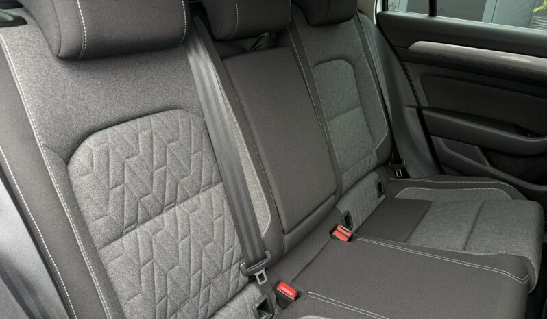 Volkswagen Passat | FWD (przód) | Manualna | 150 KM | Biały full