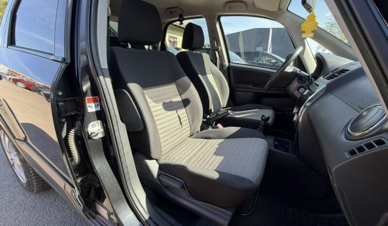Fiat Sedici | 4×4 (doł. automatycznie) | Manualna | 135 KM | Czarny full