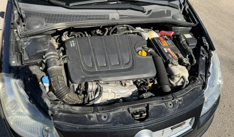 Fiat Sedici | 4×4 (doł. automatycznie) | Manualna | 135 KM | Czarny full