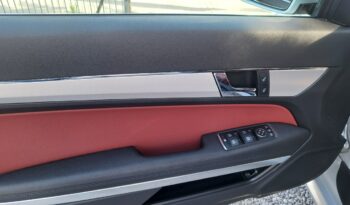 Mercedes-Benz Klasa E | RWD (tył) | Automatyczna | 204 KM | Srebrny full