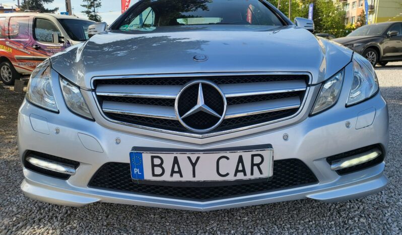 Mercedes-Benz Klasa E | RWD (tył) | Automatyczna | 204 KM | Srebrny full