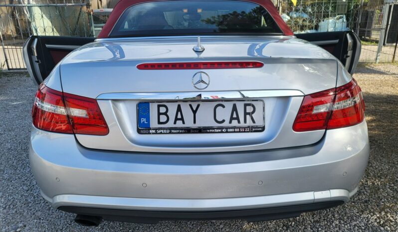 Mercedes-Benz Klasa E | RWD (tył) | Automatyczna | 204 KM | Srebrny full