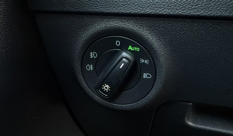 Skoda Karoq | FWD (przód) | Manualna | 115 KM | Biały full