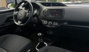 Toyota Yaris | FWD (przód) | Manualna | 111 KM | Niebieski full