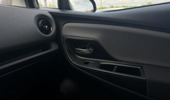 Toyota Yaris | FWD (przód) | Manualna | 111 KM | Niebieski full