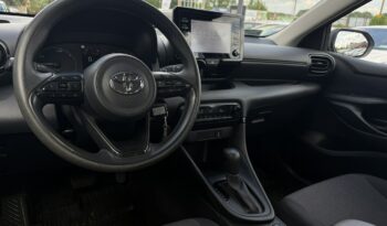 Toyota Yaris | FWD (przód) | Automatyczna | 116 KM | Srebrny full