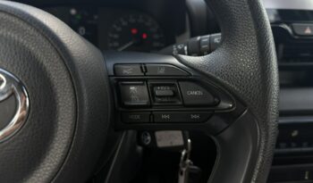 Toyota Yaris | FWD (przód) | Automatyczna | 116 KM | Srebrny full